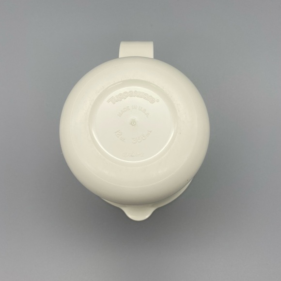 Vintage Tupperware Ivory Creamer With Pink Lid - Picture 7 of 10